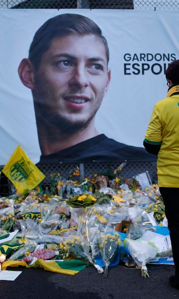 French league honors Sala, Nantes retires his No 9 jersey